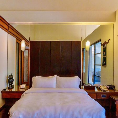 Spring Spa Hotel Wulai Extérieur photo
