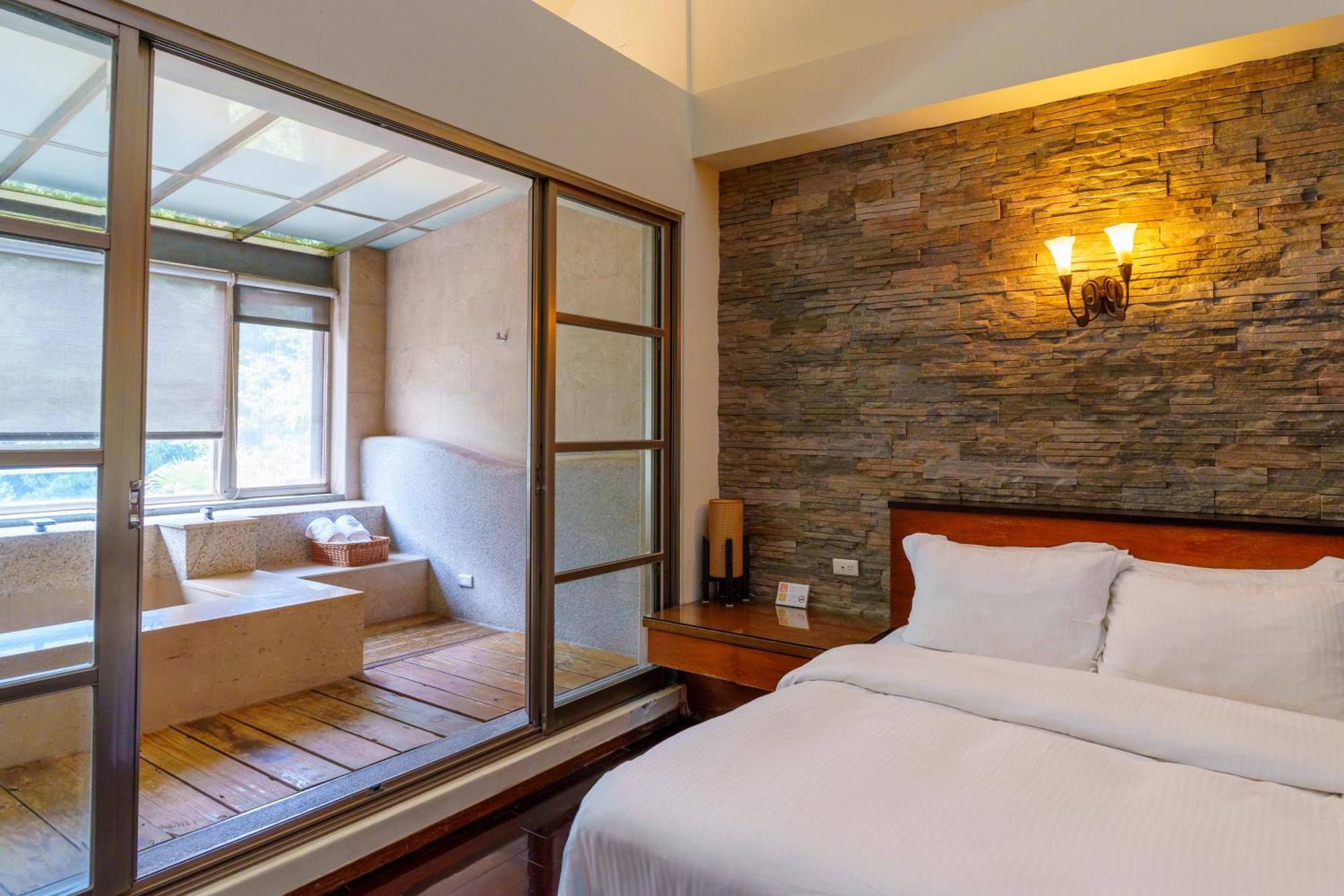 Spring Spa Hotel Wulai Extérieur photo