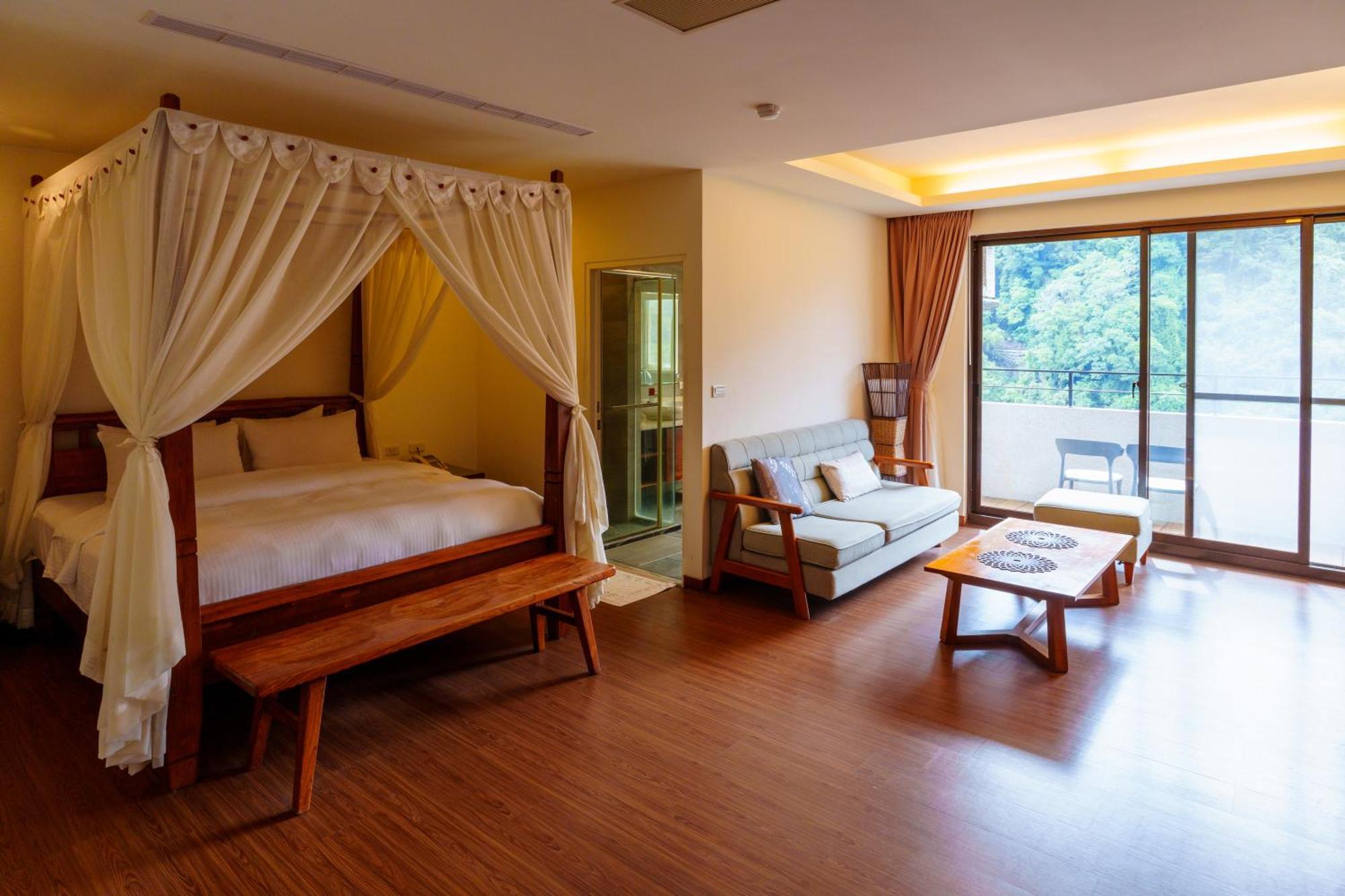 Spring Spa Hotel Wulai Extérieur photo