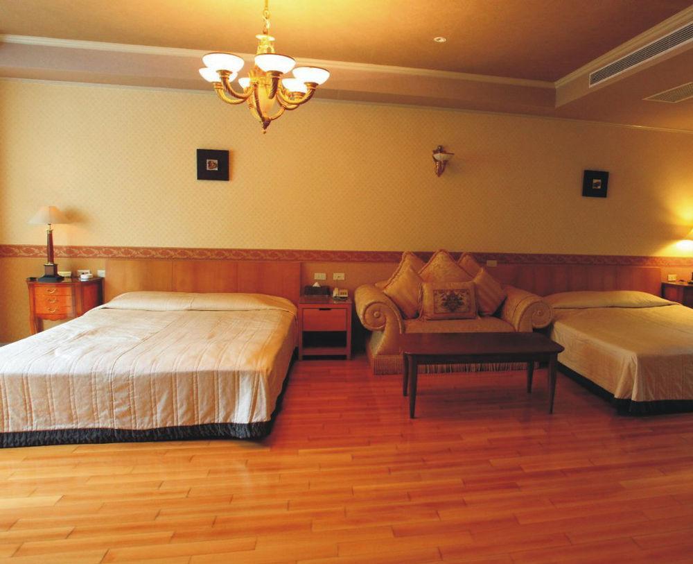 Spring Spa Hotel Wulai Extérieur photo