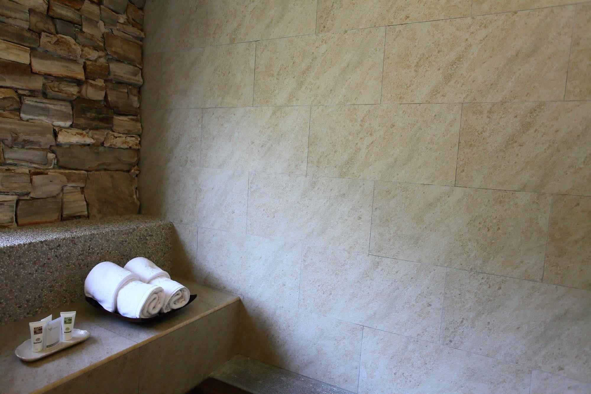 Spring Spa Hotel Wulai Extérieur photo