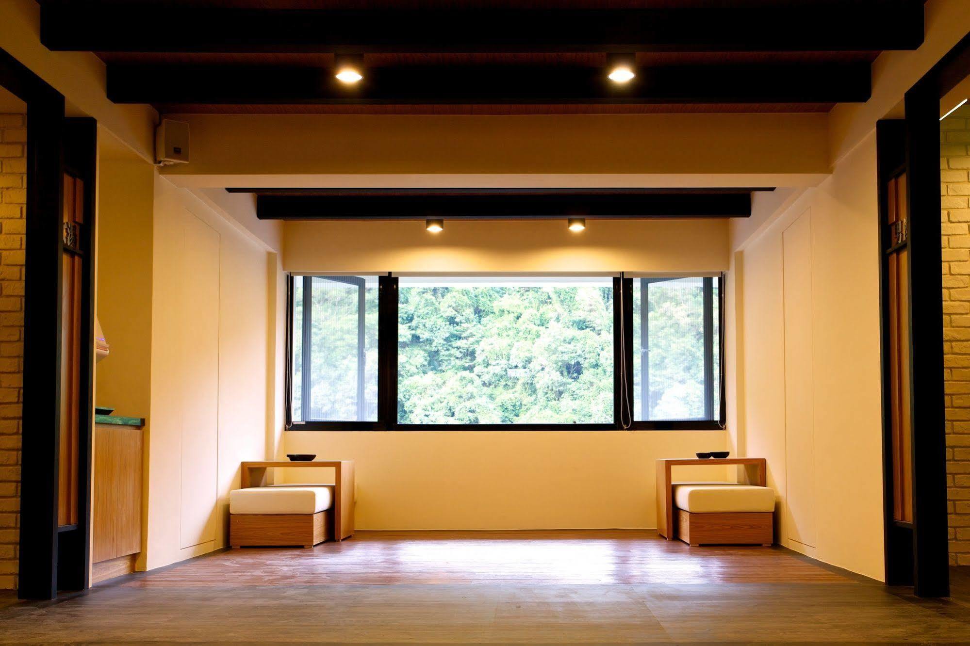 Spring Spa Hotel Wulai Extérieur photo